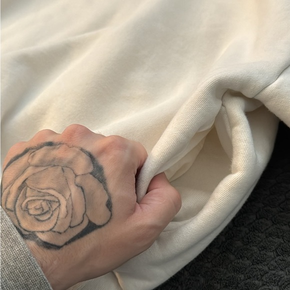 Fear of God, Essentials, Crewneck, White Cloud Size XS - Picture 6 of 8